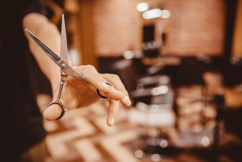 How to Choose Barber Scissors Like Pros